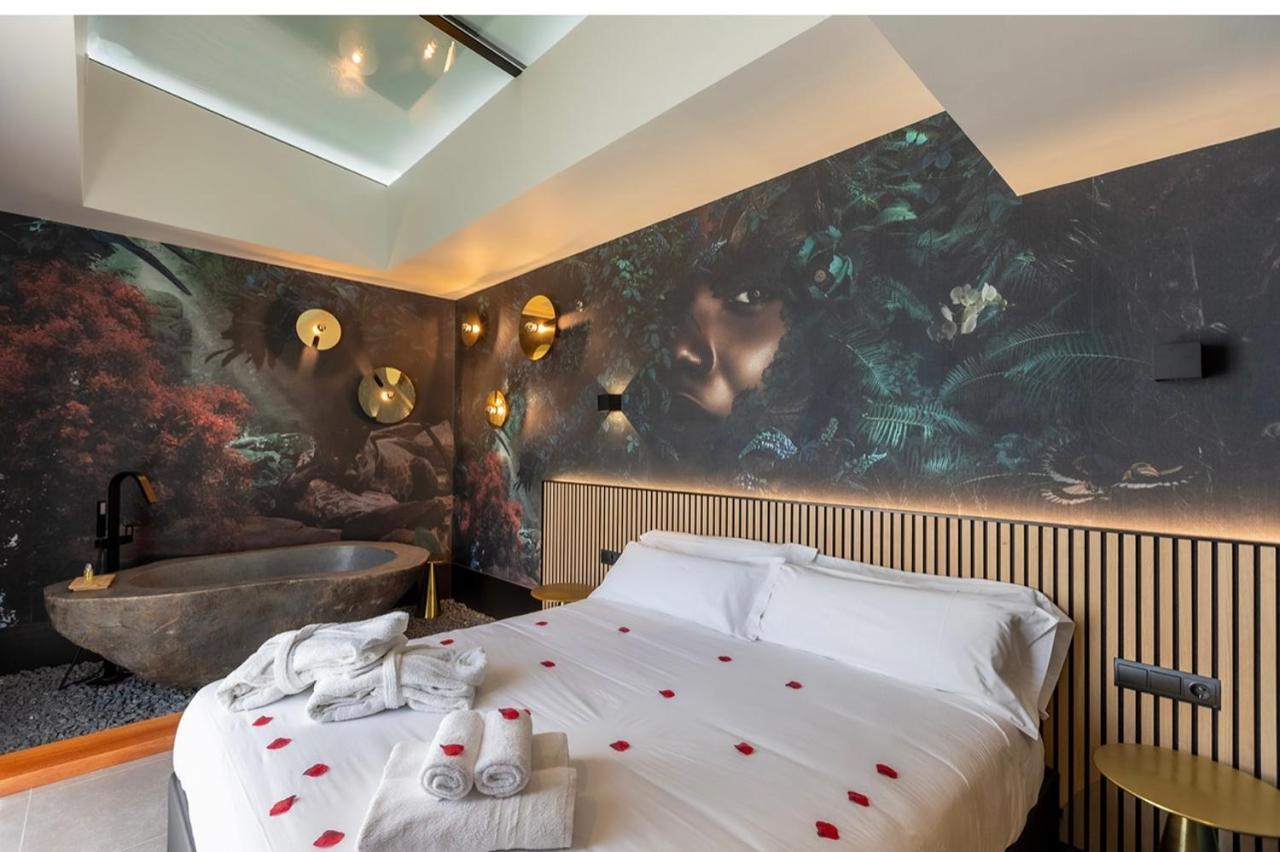 Lo Hotel Del Poblet El Poble Nou del Delta Exteriör bild